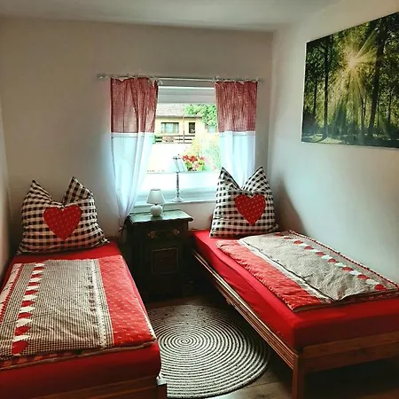 Haus Waldblick Ferienhaus *